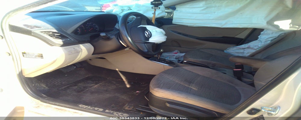 KMHCT4AE1GU118885 2016 HYUNDAI ACCENT photo no. 5