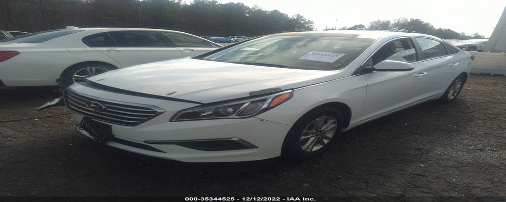 5NPE24AF8HH510797 2017 HYUNDAI SONATA photo no. 2