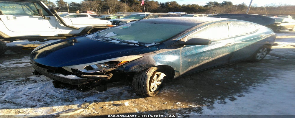 KMHDH4AE7GU602498 2016 HYUNDAI ELANTRA photo no. 2