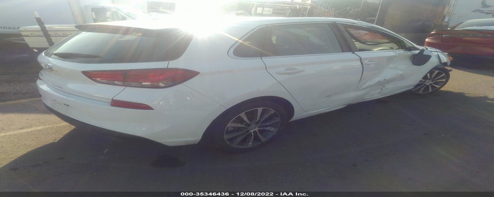 KMHH35LE7LU145561 2020 HYUNDAI ELANTRA GT photo no. 4