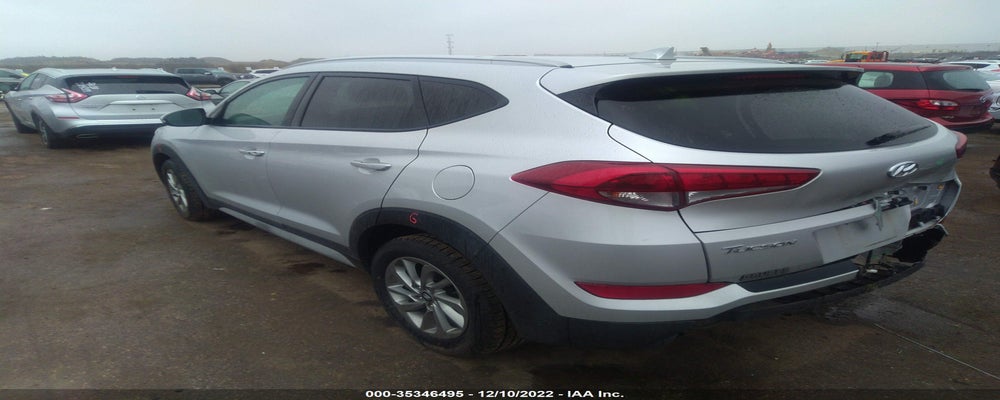 KM8J33A46HU561883 2017 HYUNDAI TUCSON photo no. 3