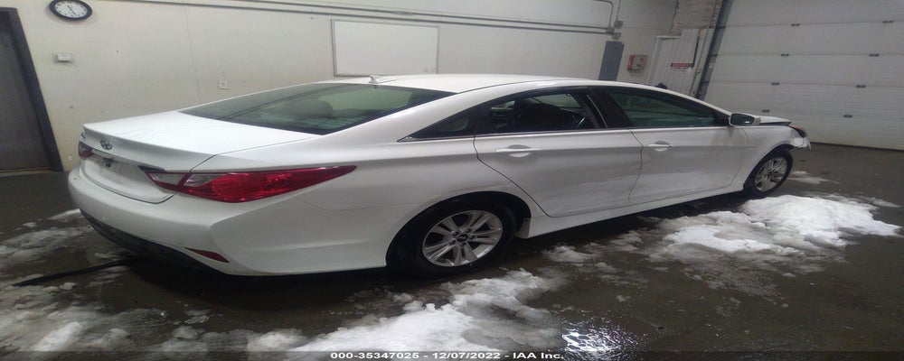 5NPEB4AC6EH921942 2014 HYUNDAI SONATA photo no. 4