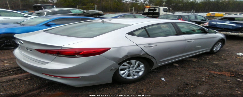 5NPD74LF7HH113253 2017 HYUNDAI ELANTRA photo no. 4