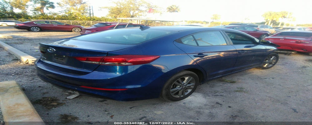 5NPD84LF5JH215055 2018 HYUNDAI ELANTRA photo no. 4