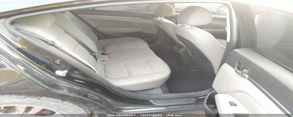 5NPD84LF9JH399335 2018 HYUNDAI ELANTRA photo no. 8