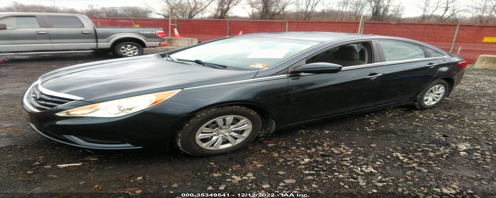 5NPEB4AC1BH100193 2011 HYUNDAI SONATA photo no. 2