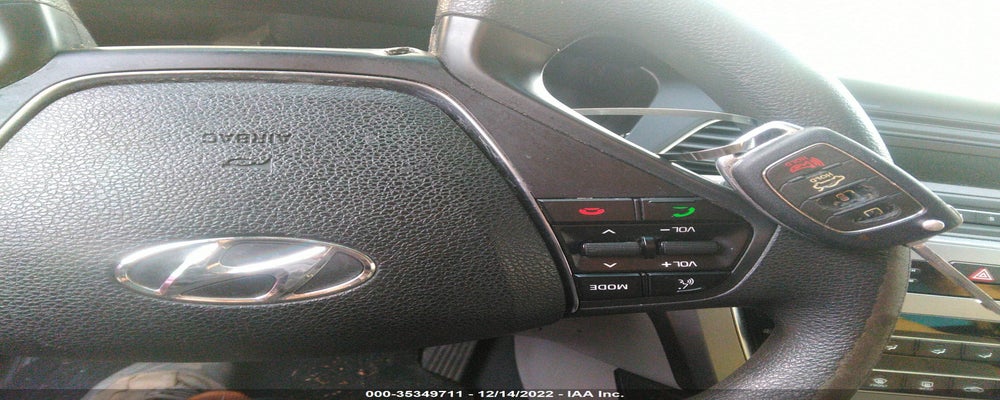 5NPE24AF9HH572001 2017 HYUNDAI SONATA photo no. 11