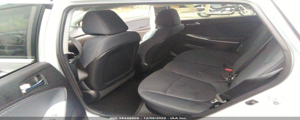 KMHCU5AE2EU179050 2014 HYUNDAI ACCENT photo no. 8