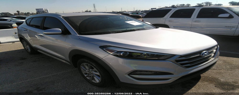 KM8J33A45JU757318 2018 HYUNDAI TUCSON photo no. 2