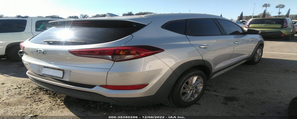 KM8J33A45JU757318 2018 HYUNDAI TUCSON photo no. 4