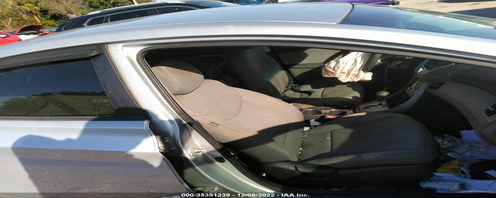 5NPDH4AE9CH109334 2012 HYUNDAI ELANTRA photo no. 5