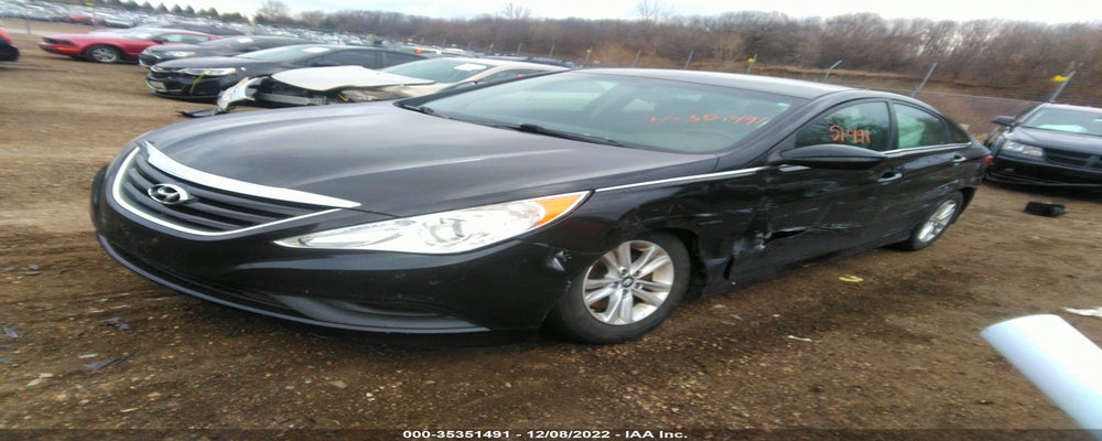 5NPEB4AC4EH901298 2014 HYUNDAI SONATA photo no. 2