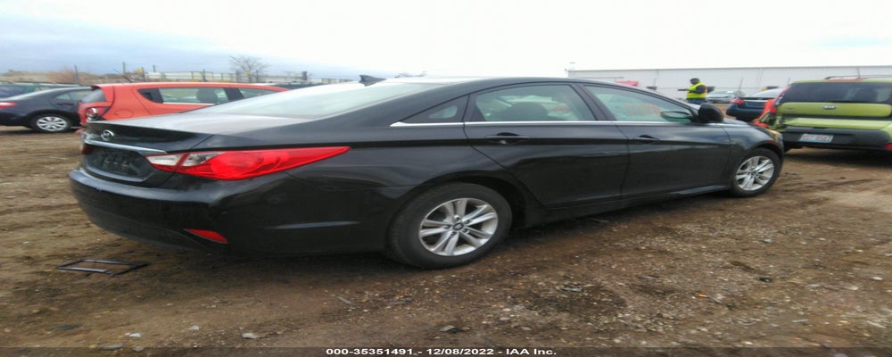 5NPEB4AC4EH901298 2014 HYUNDAI SONATA photo no. 4