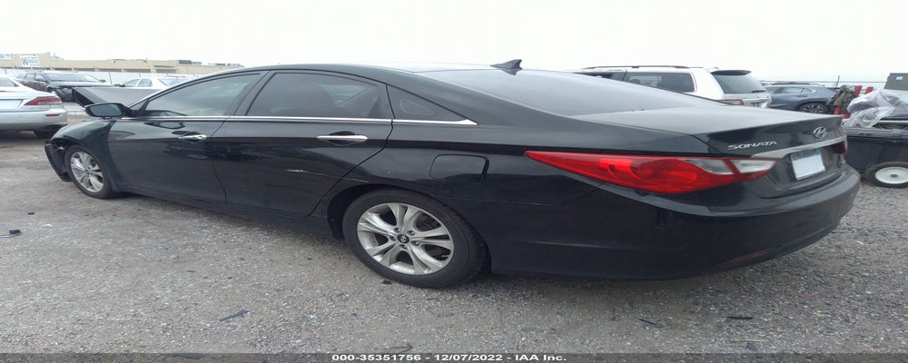 5NPEC4AC9BH290693 2011 HYUNDAI SONATA photo no. 3