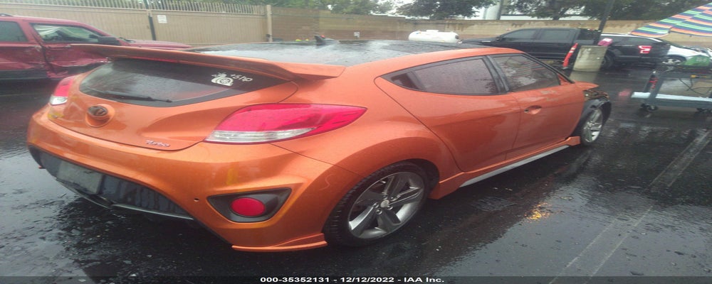 KMHTC6AE2DU103996 2013 HYUNDAI VELOSTER photo no. 4