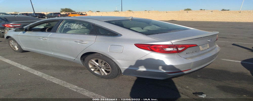 5NPE24AF5FH007435 2015 HYUNDAI SONATA photo no. 3