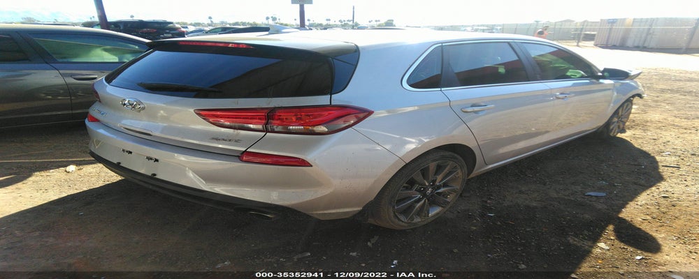 KMHH55LCXJU036890 2018 HYUNDAI ELANTRA GT photo no. 4