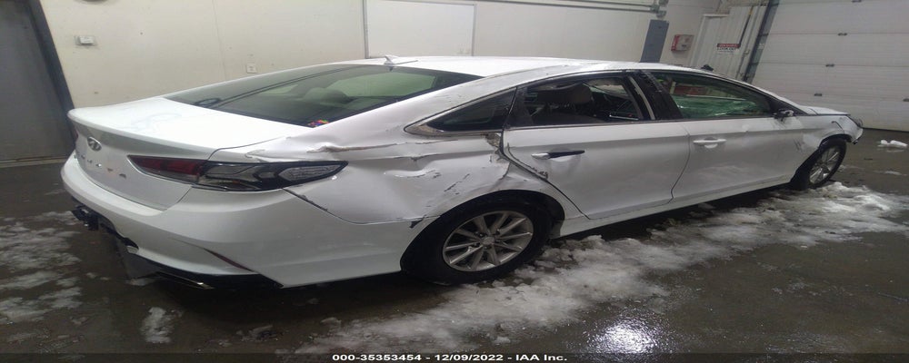 5NPE24AF4JH600664 2018 HYUNDAI SONATA photo no. 4