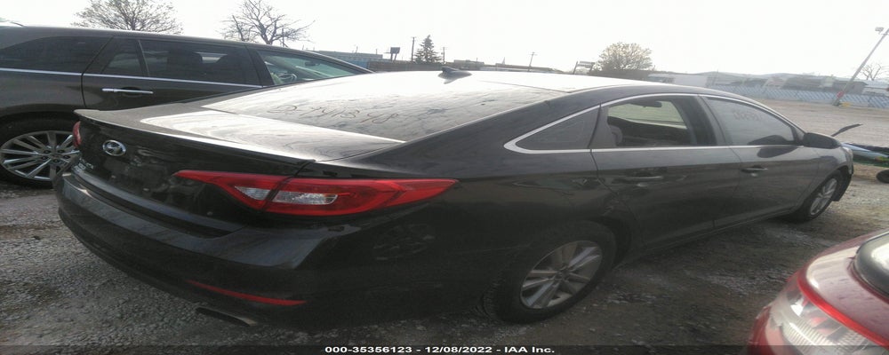 5NPE24AF0HH575837 2017 HYUNDAI SONATA photo no. 4