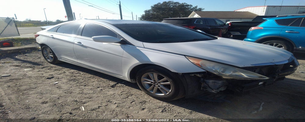 5NPEC4AC2BH244834 2011 HYUNDAI SONATA photo no. 7
