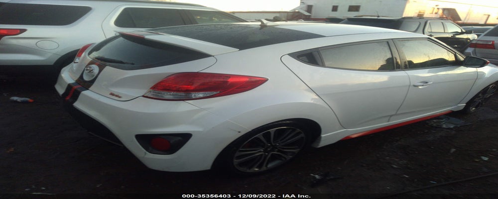 KMHTC6AE5FU216196 2015 HYUNDAI VELOSTER photo no. 4