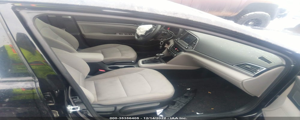 5NPD84LF6JH355373 2018 HYUNDAI ELANTRA photo no. 5