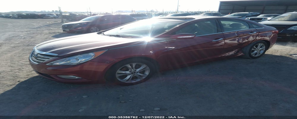 5NPEC4AB9BH296484 2011 HYUNDAI SONATA photo no. 2