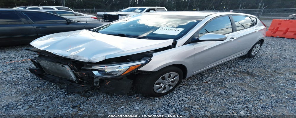 KMHCT5AE9HU330781 2017 HYUNDAI ACCENT photo no. 2
