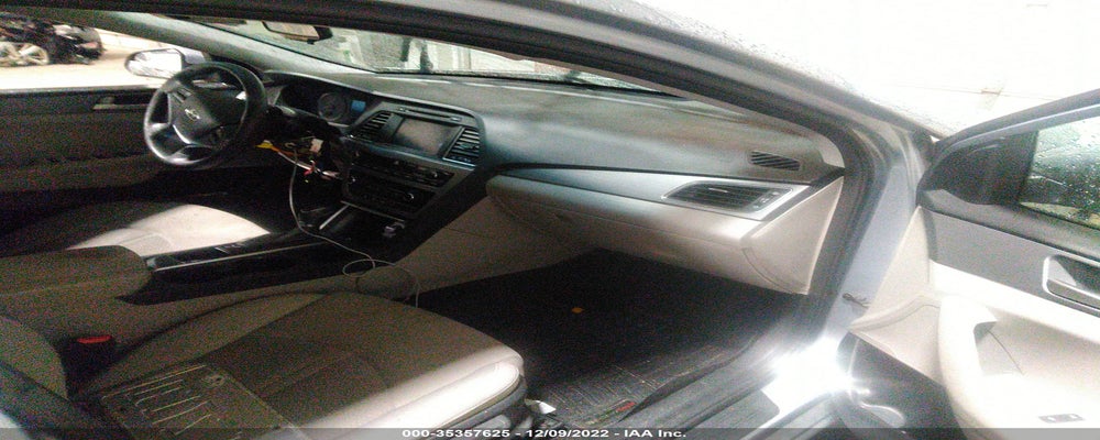 5NPE24AF3HH595872 2017 HYUNDAI SONATA photo no. 5