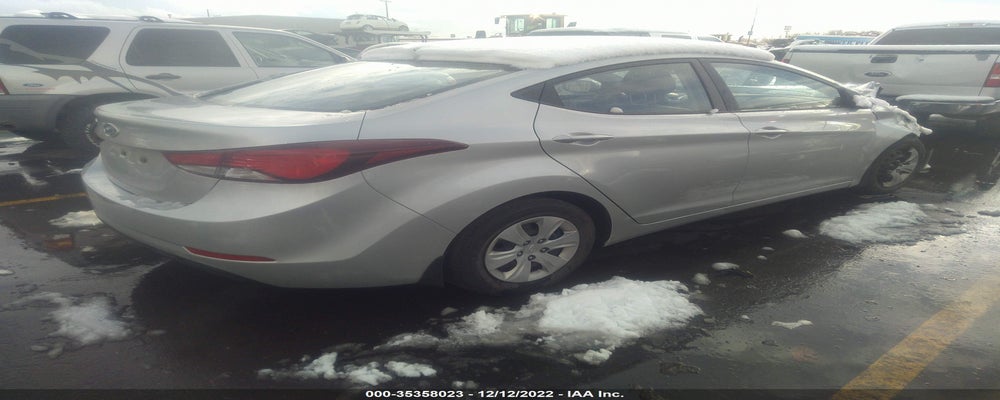 KMHDH4AE2GU479113 2016 HYUNDAI ELANTRA photo no. 4