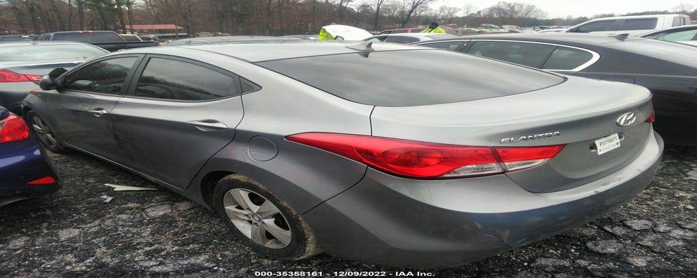 KMHDH4AE6DU916705 2013 HYUNDAI ELANTRA photo no. 3