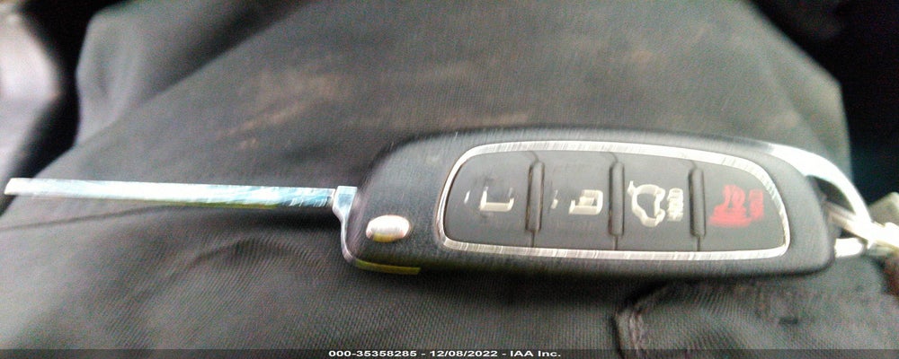 5XYZUDLB4FG264132 2015 HYUNDAI SANTA FE SPORT photo no. 11