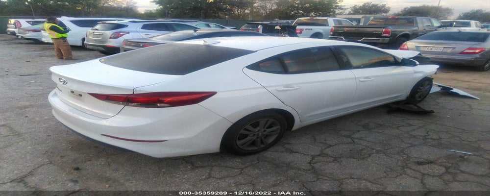 5NPD84LF9JH314705 2018 HYUNDAI ELANTRA photo no. 4