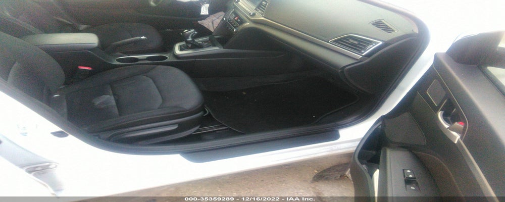 5NPD84LF9JH314705 2018 HYUNDAI ELANTRA photo no. 5