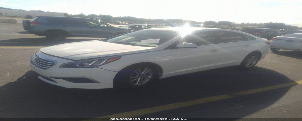 5NPE24AF5HH501328 2017 HYUNDAI SONATA photo no. 2