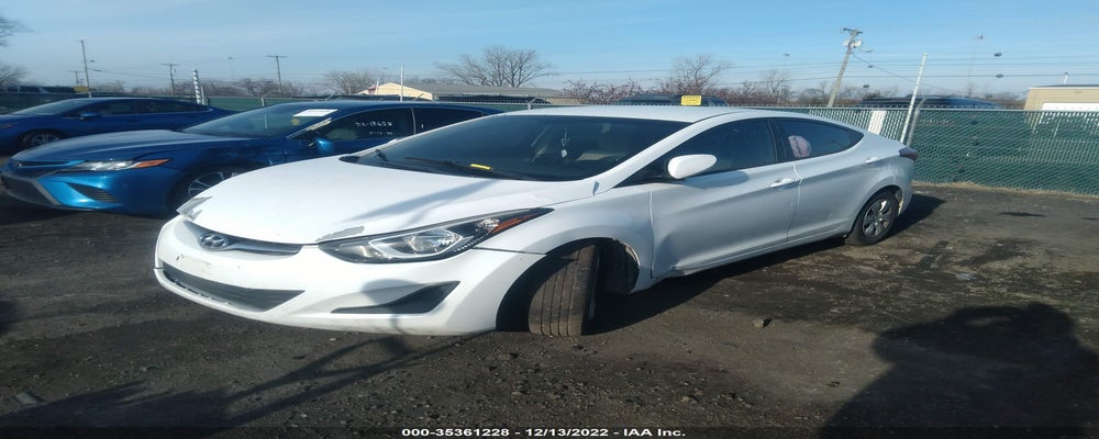 5NPDH4AE5GH726333 2016 HYUNDAI ELANTRA photo no. 2