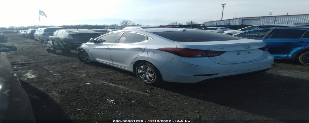 5NPDH4AE5GH726333 2016 HYUNDAI ELANTRA photo no. 3