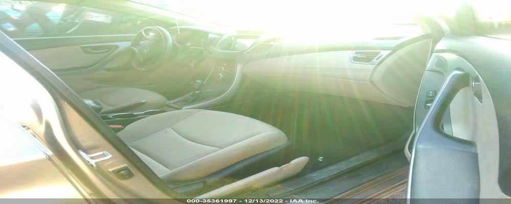 5NPDH4AE3EH502037 2014 HYUNDAI ELANTRA photo no. 5
