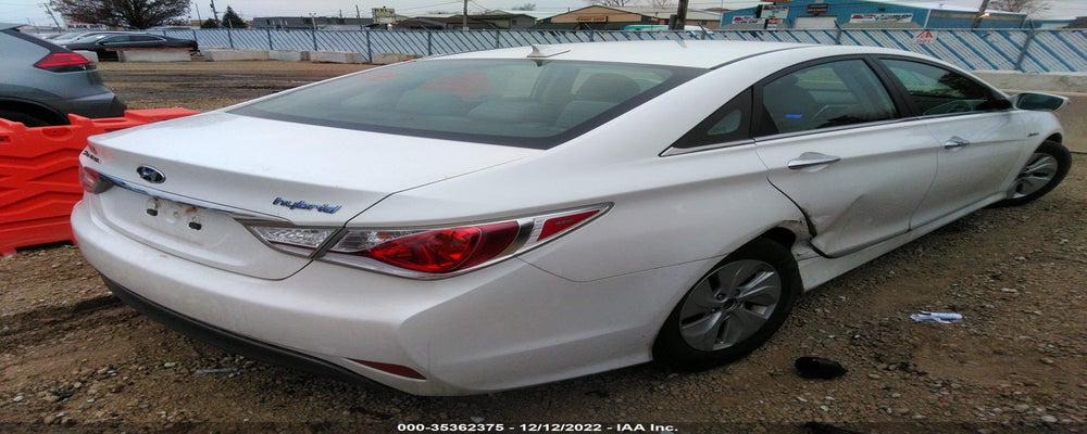 KMHEC4A46DA095522 2013 HYUNDAI SONATA HYBRID photo no. 4
