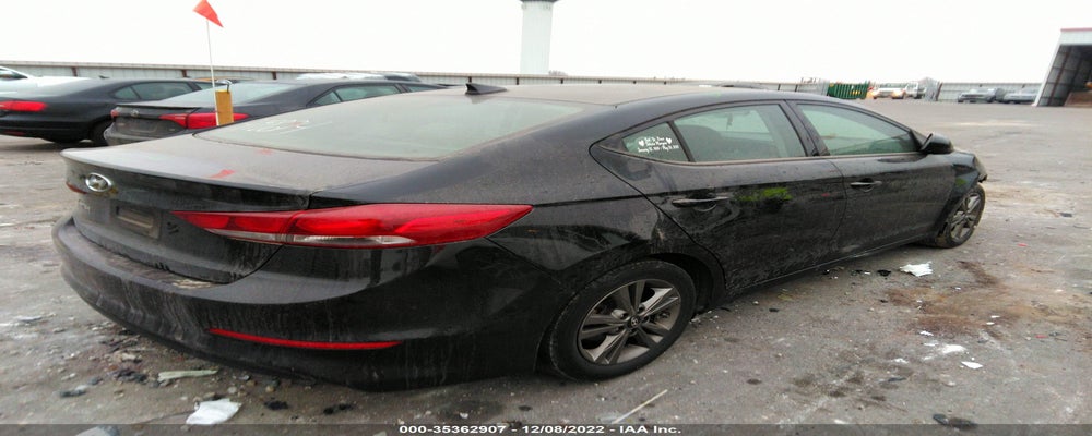 5NPD84LF8JH288095 2018 HYUNDAI ELANTRA photo no. 4