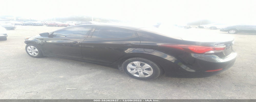 5NPDH4AE2GH744935 2016 HYUNDAI ELANTRA photo no. 3