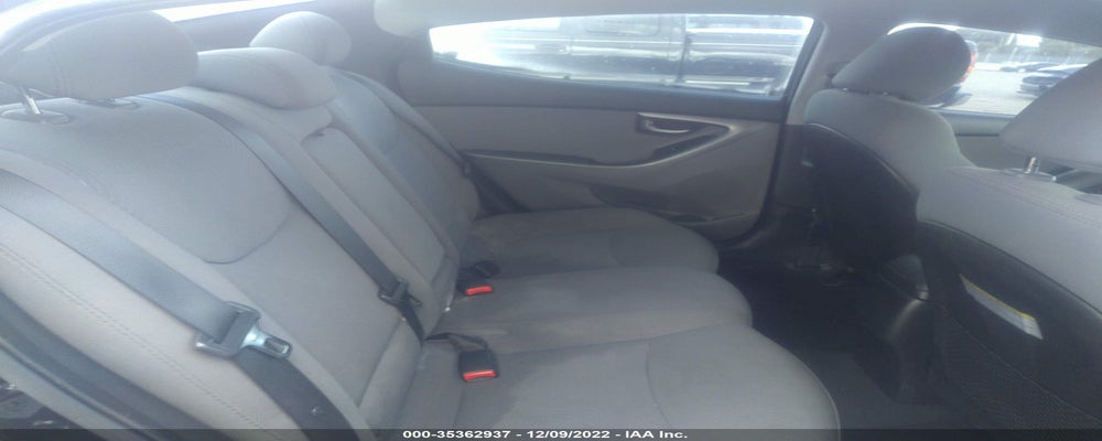 5NPDH4AE2GH744935 2016 HYUNDAI ELANTRA photo no. 8
