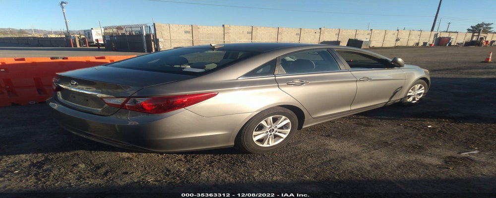 5NPEB4ACXDH521803 2013 HYUNDAI SONATA photo no. 4