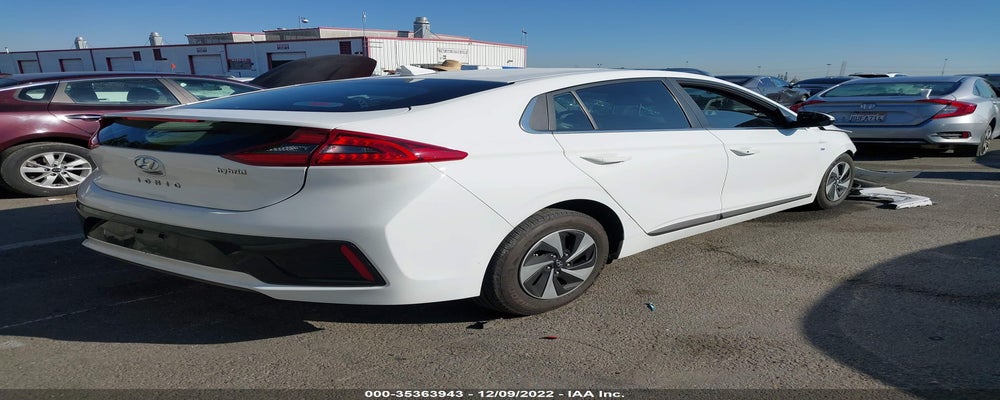 KMHC75LC7KU144325 2019 HYUNDAI IONIQ HYBRID photo no. 4