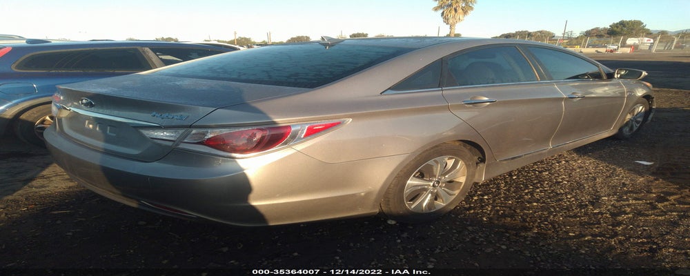 KMHEC4A47DA089518 2013 HYUNDAI SONATA HYBRID photo no. 4