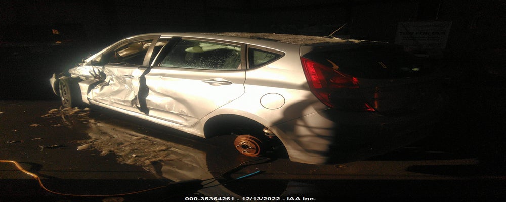 KMHCT5AEXHU349386 2017 HYUNDAI ACCENT photo no. 3