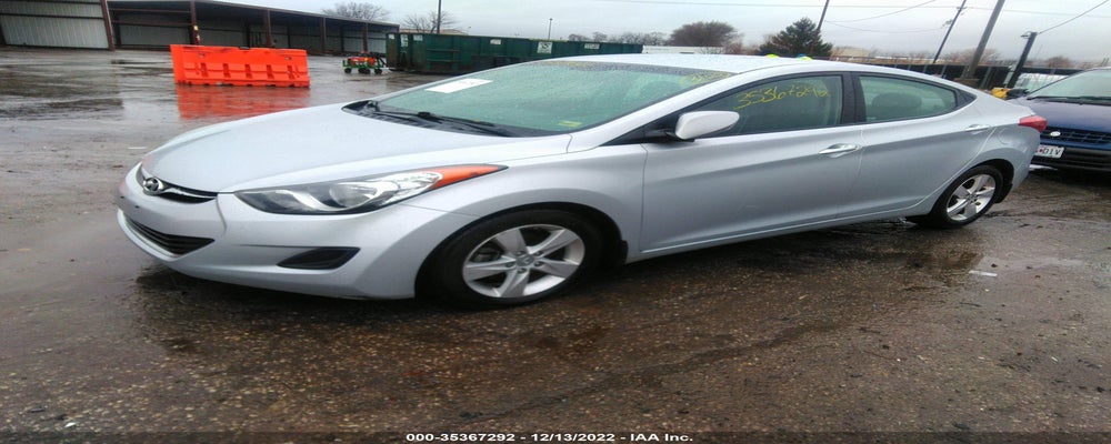 5NPDH4AE9DH389662 2013 HYUNDAI ELANTRA photo no. 2