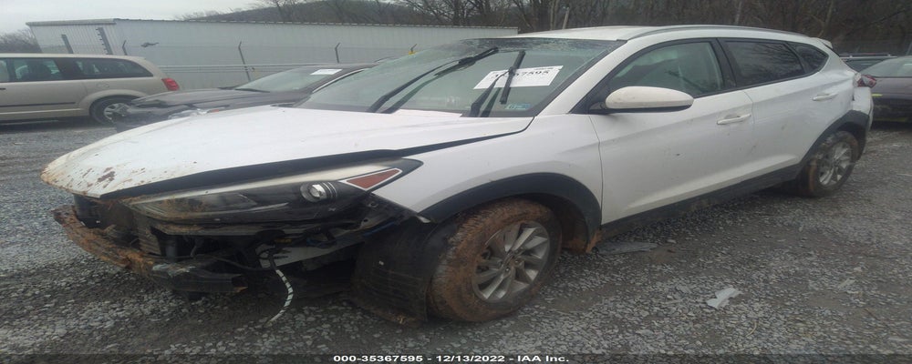 KM8J3CA4XGU249693 2016 HYUNDAI TUCSON photo no. 2