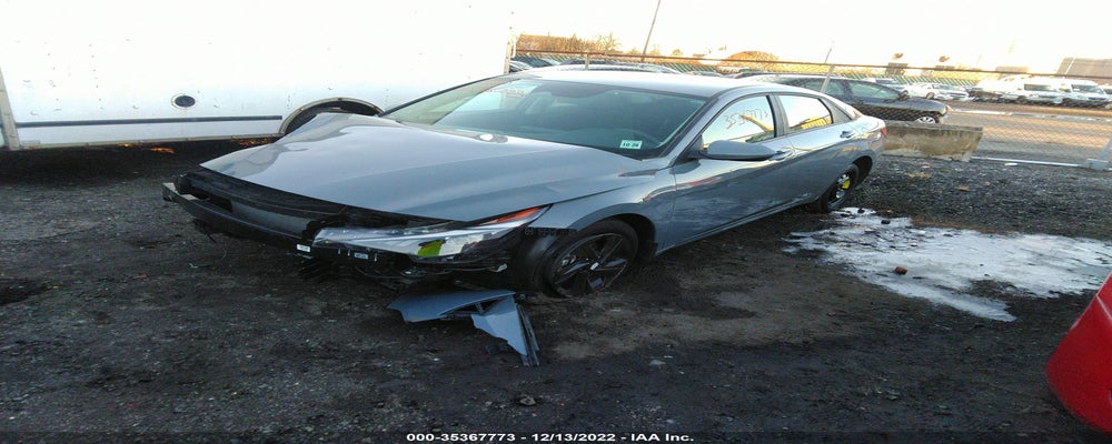 KMHLM4AG6NU245126 2022 HYUNDAI ELANTRA photo no. 2
