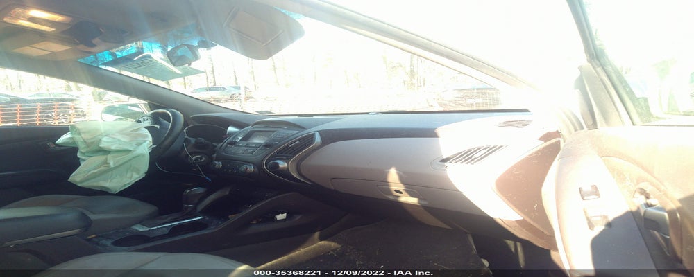 KM8JU3AG5FU109217 2015 HYUNDAI TUCSON photo no. 5